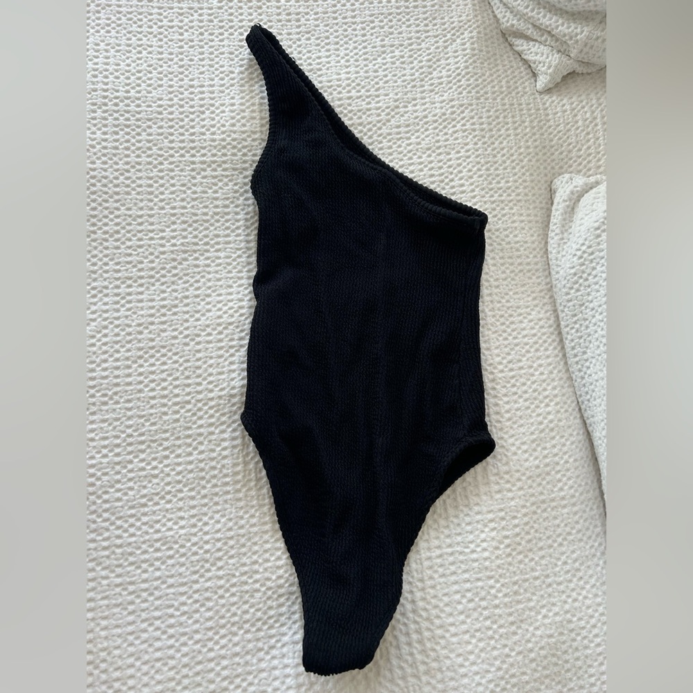 Top shop one shoulder black bodysuit